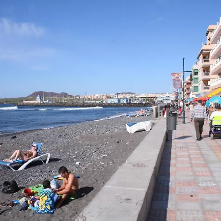 With One Bedroom In Arona, With Pool Access And Furnished Te アパート